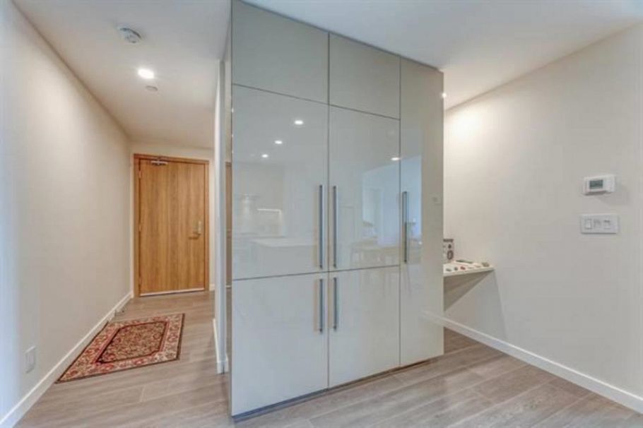 5111 2108 Gilmore Avenue Burnaby, BC - 4