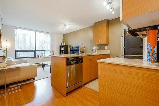 309 928 HOMER STREET, Vancouver BC V6B 1T7 Vancouver, BC - 3