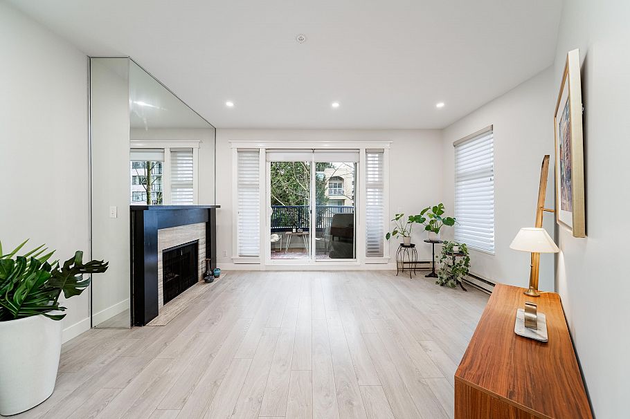 212 1924 Comox Street Vancouver, BC - 4