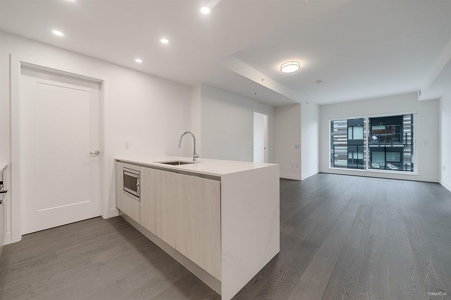 305 488 W 58th Avenue Vancouver, BC - 3