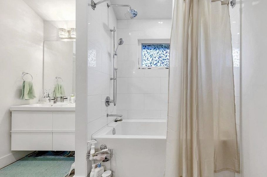 153 W 19th Avenue Vancouver, BC - 27