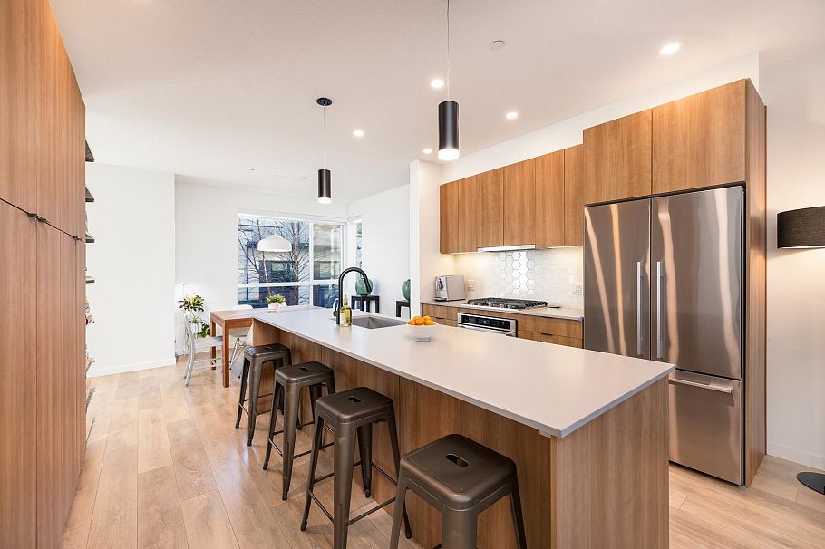 13 533 E 3rd Street North Vancouver, BC - 9