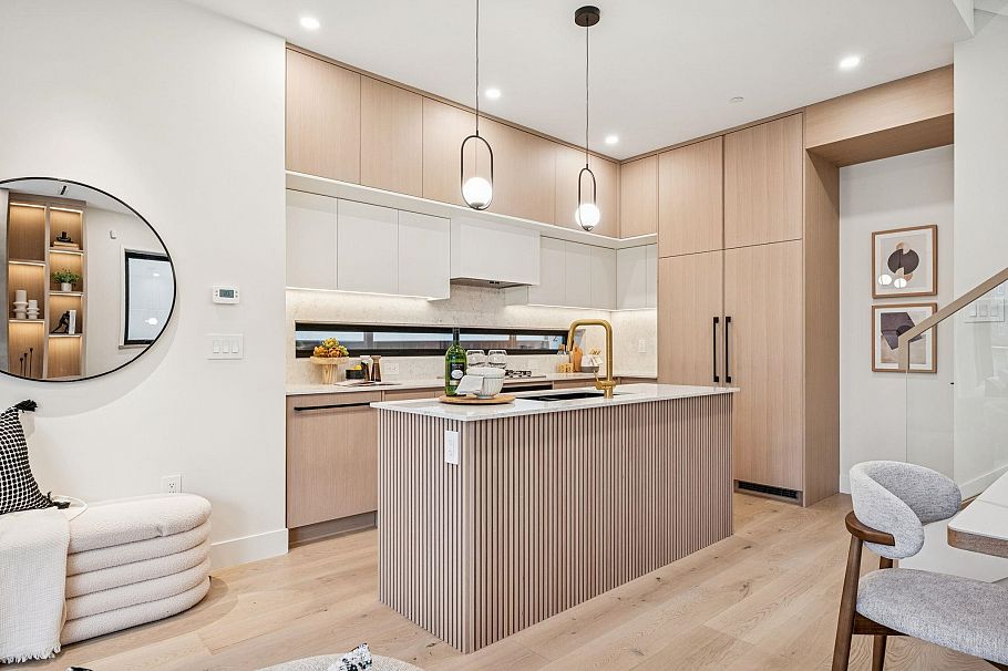 448 W 20th Avenue Vancouver, BC - 13