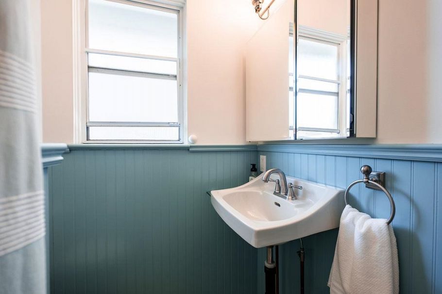 2867 E Georgia Street Vancouver, BC - 17