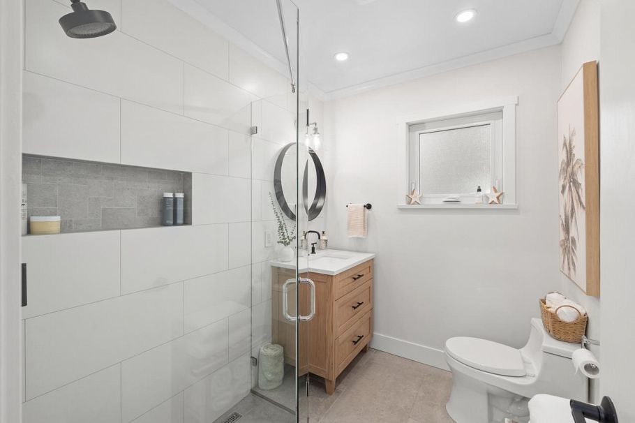 2524 Bendale Road North Vancouver, BC - 23