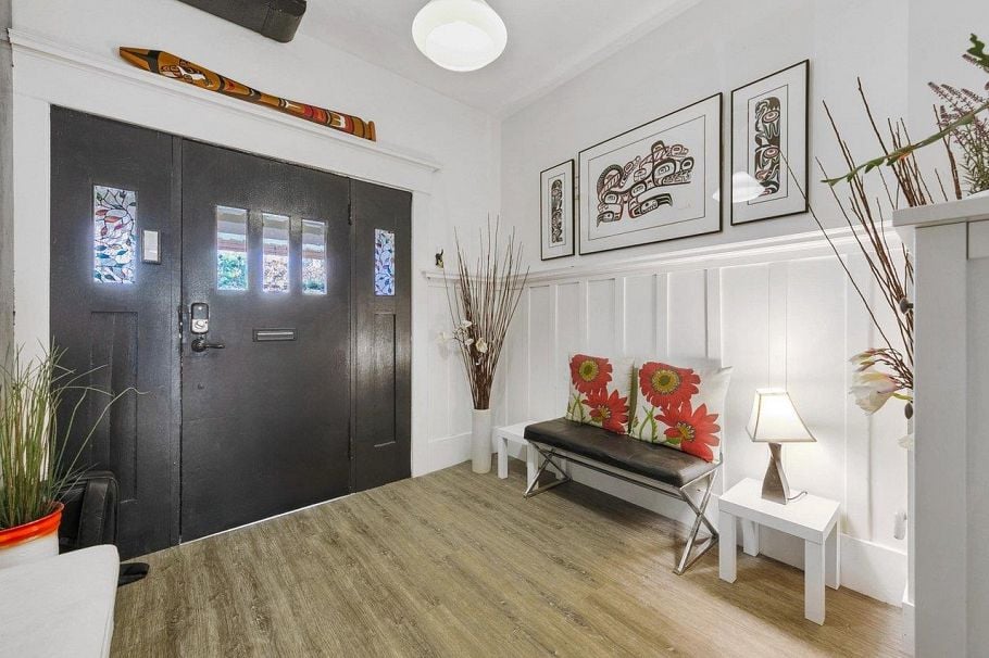 153 W 19th Avenue Vancouver, BC - 3