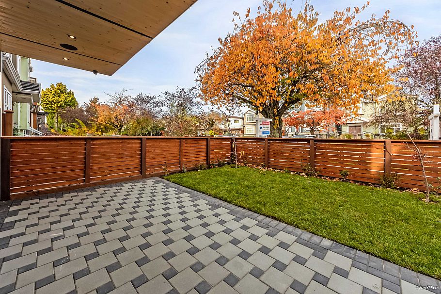 1 150 E 51 Avenue Vancouver, BC - 26