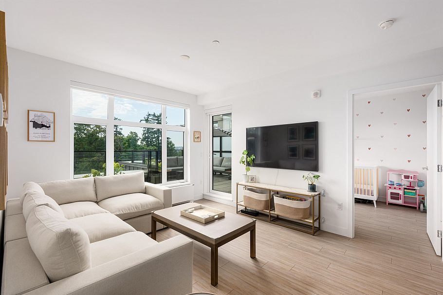 208 707 E 3rd Street North Vancouver, BC - 6