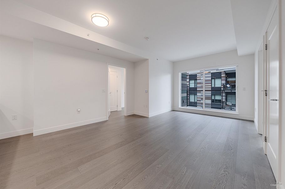 305 488 W 58th Avenue Vancouver, BC - 5