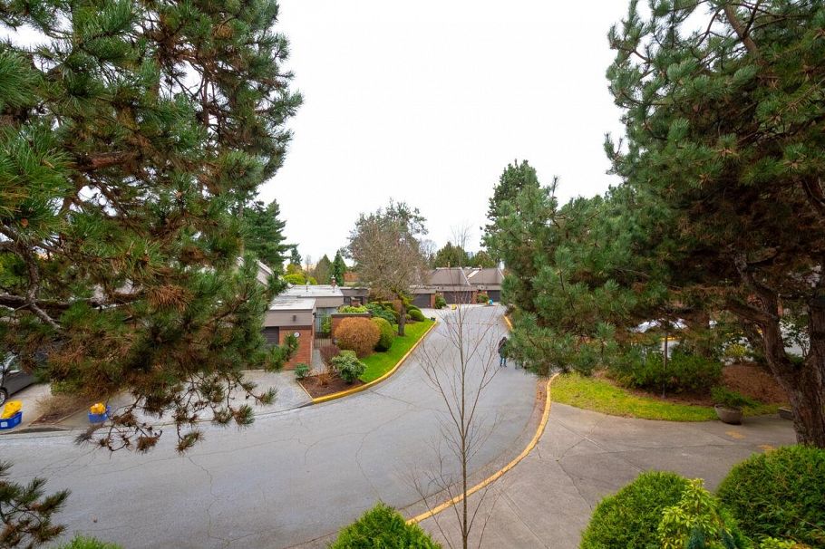 207 333 Wethersfield Drive Vancouver, BC - 26