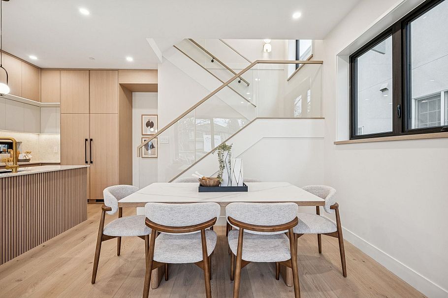 1 448 W 20th Avenue Vancouver, BC - 9