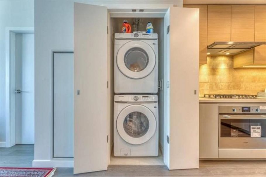 5111 2108 Gilmore Avenue Burnaby, BC - 5