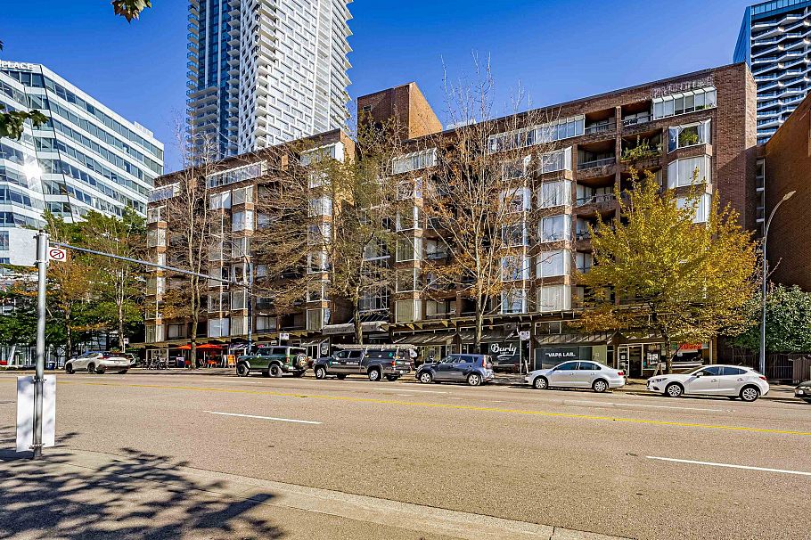 610 1330 Burrard Street Vancouver, BC - 19