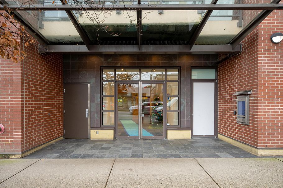 410 2828 Main Street Vancouver, BC - 3