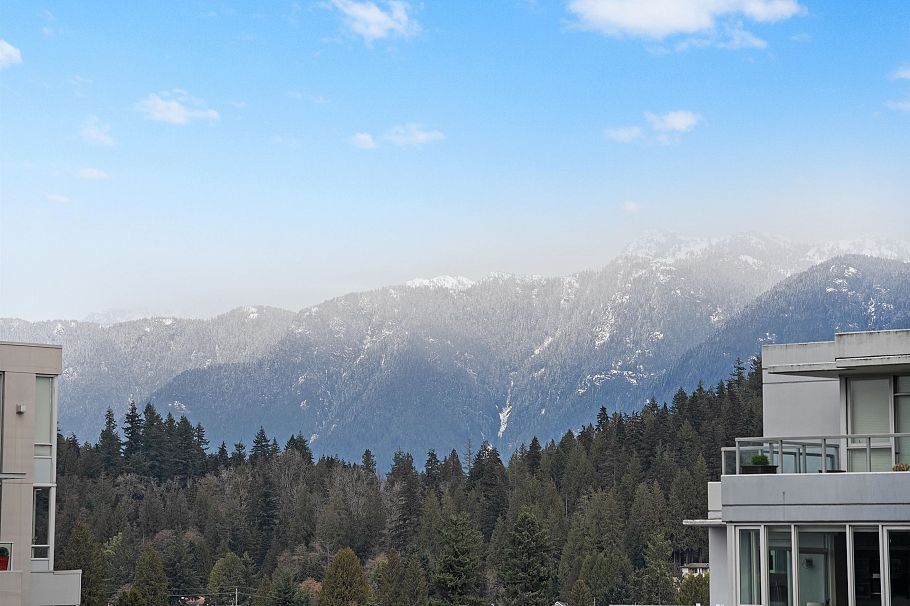 1608 150 W 15th Street North Vancouver, BC - 3