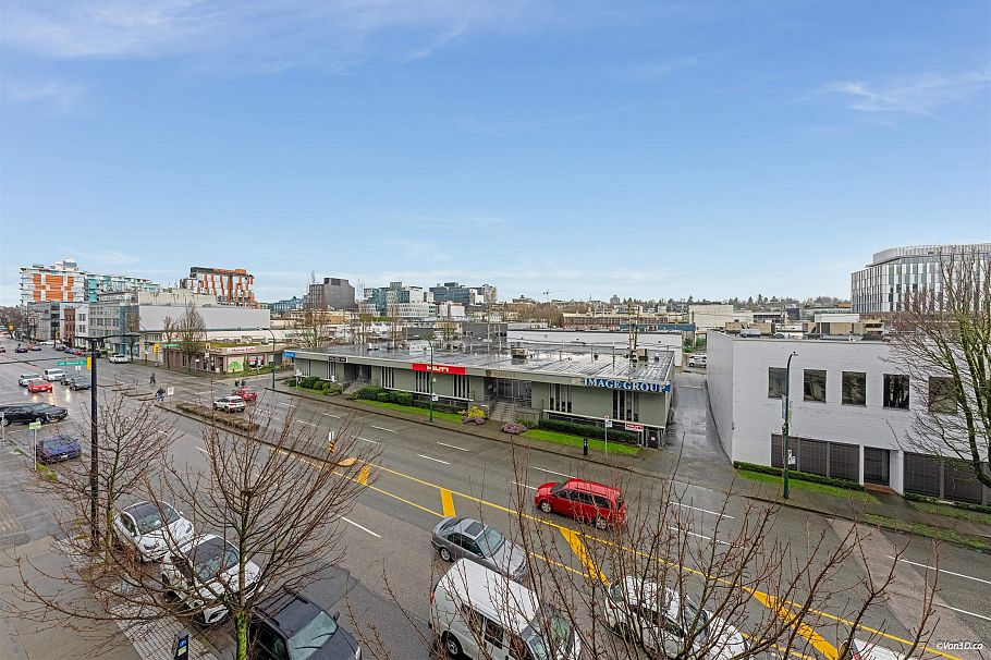 513 63 W 2nd Avenue Vancouver, BC - 4