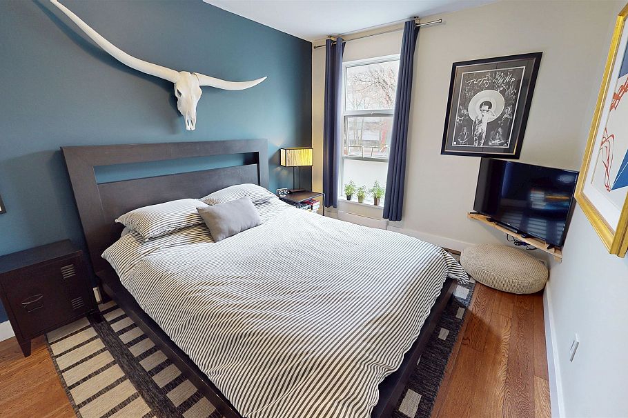 403 985 W 10th Avenue Vancouver, BC - 10