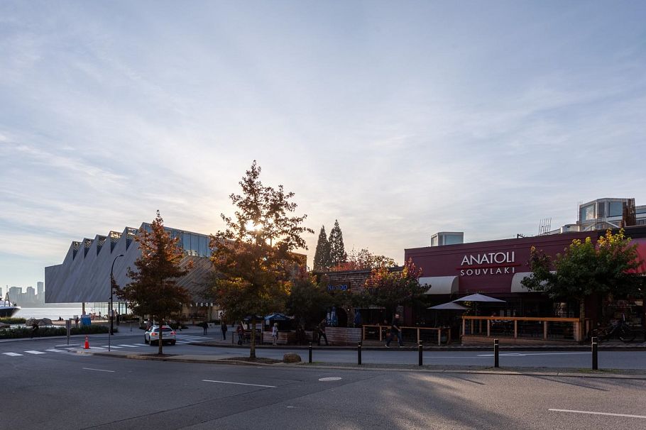 208 707 E 3rd Street North Vancouver, BC - 28