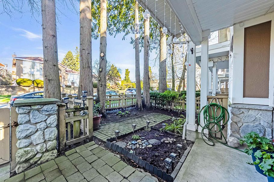 888 W 58th Avenue Vancouver, BC - 28