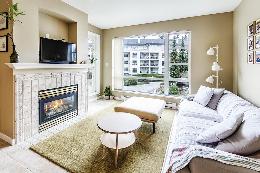 416 3629 Deercrest Drive North Vancouver, BC - 3