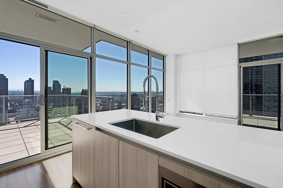 4402 1888 Gilmore Avenue Burnaby, BC - 12