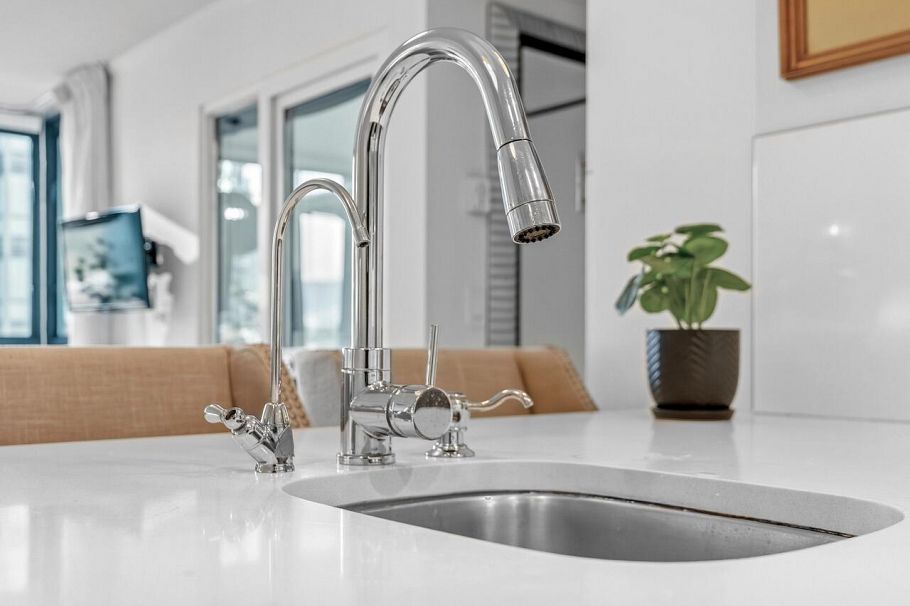 502 1331 W Georgia Street Vancouver, BC - 6