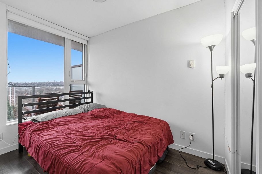 1108 933 E Hastings Street Vancouver, BC - 6