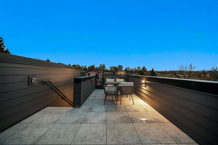 103 1837 E Georgia Street Vancouver, BC - 4