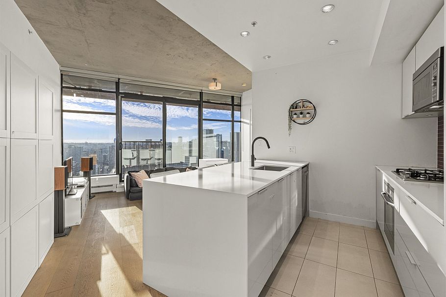 128 W Cordova Street Vancouver, BC - 2