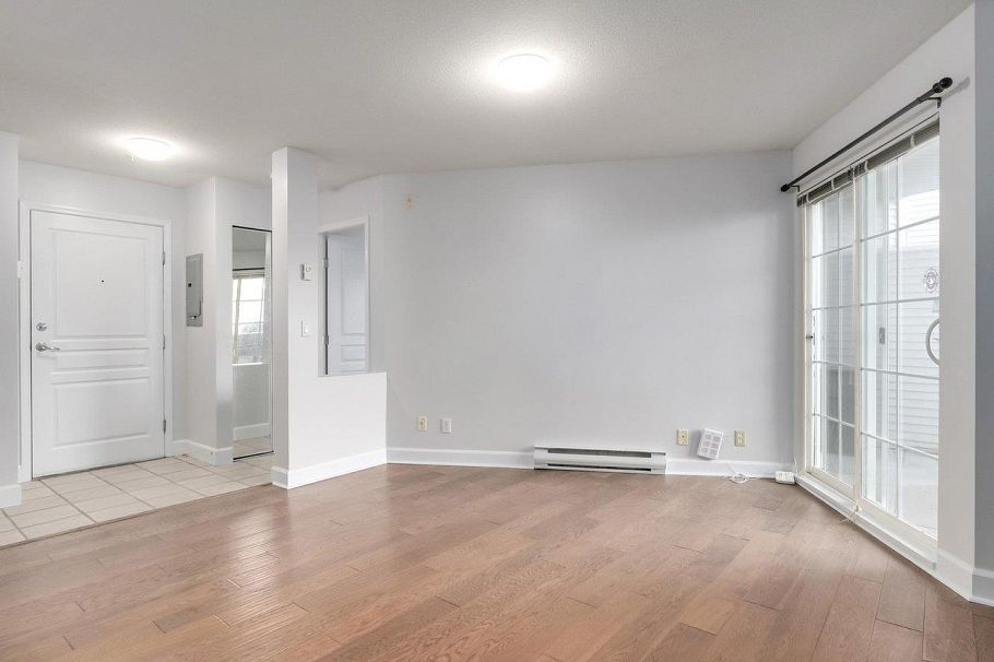 213 1989 Dunbar Street Vancouver, BC - 11