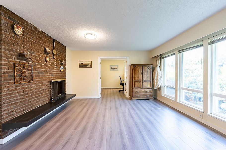 2075 Rufus Drive North Vancouver, BC - 9