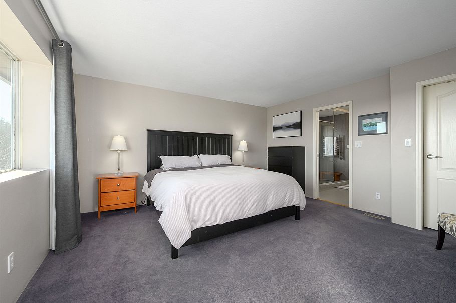 2735 Tempe Knoll Drive North Vancouver, BC - 15