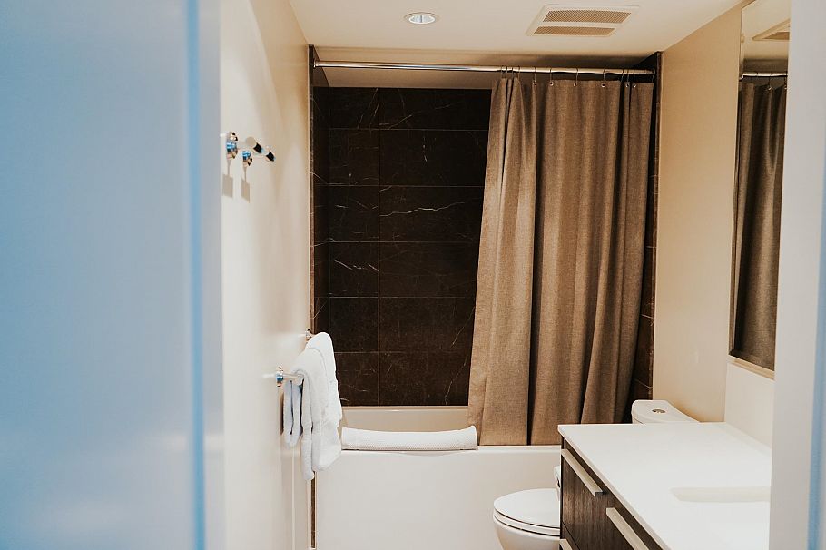 701 1221 BIDWELL STREET, Vancouver BC V6G 2K7 Vancouver, BC - 10