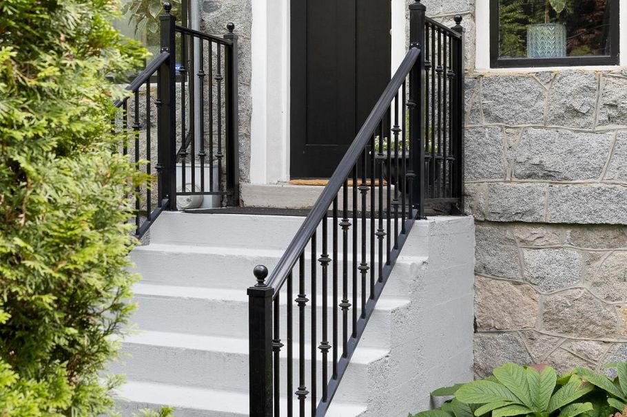 3545 Dowsley Court North Vancouver, BC - 38