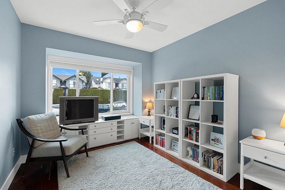 307 E 6th Street North Vancouver, BC - 29