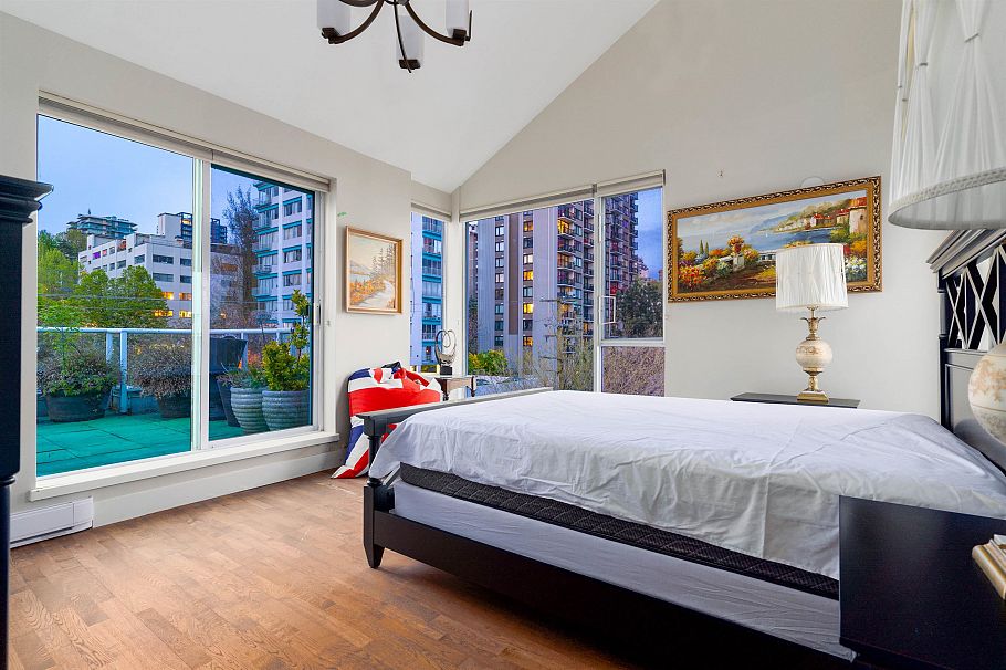 PH 1403 Beach Avenue Vancouver, BC - 21