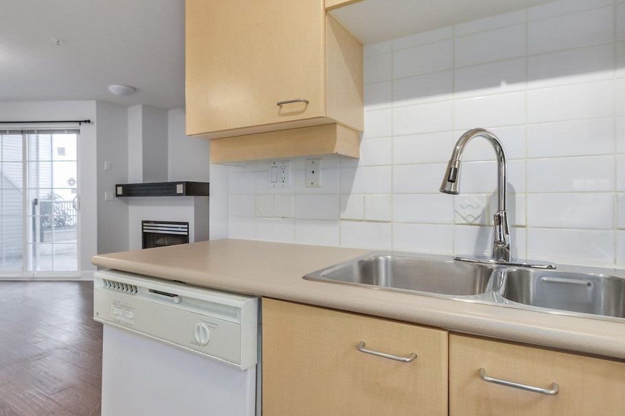 213 1989 Dunbar Street Vancouver, BC - 13