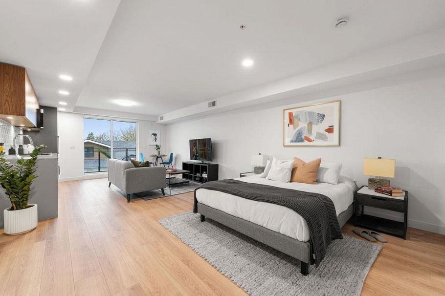 307 2419 Grant Street Vancouver, BC - 8