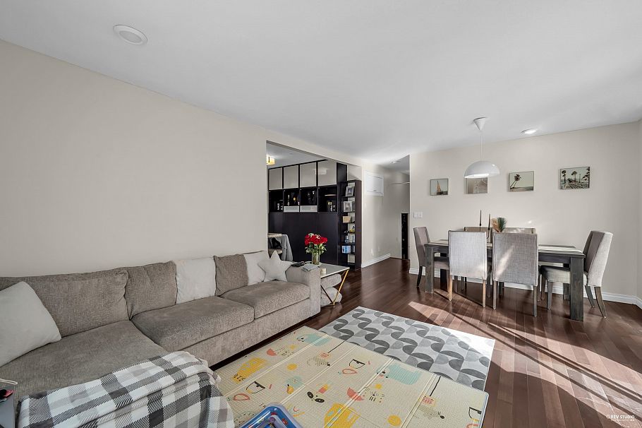 2240 Douglas Crescent Richmond, BC - 31