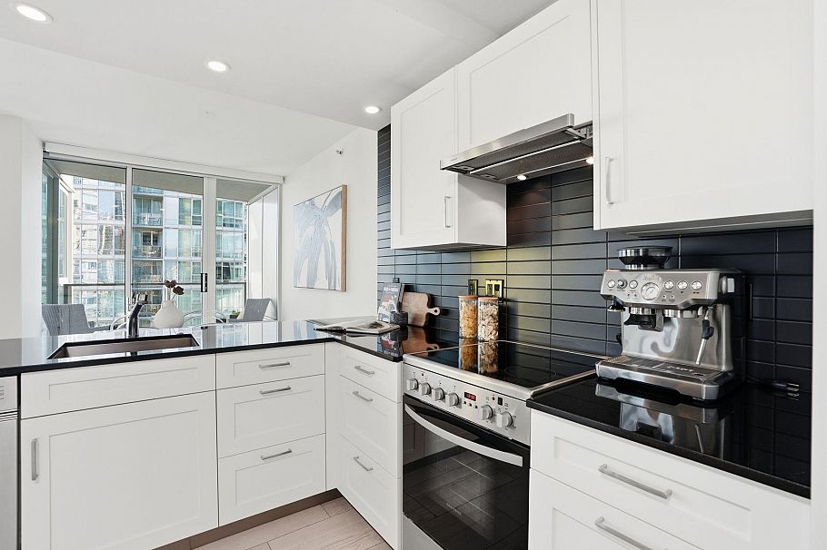 3206 1495 Richards Street Vancouver, BC - 13