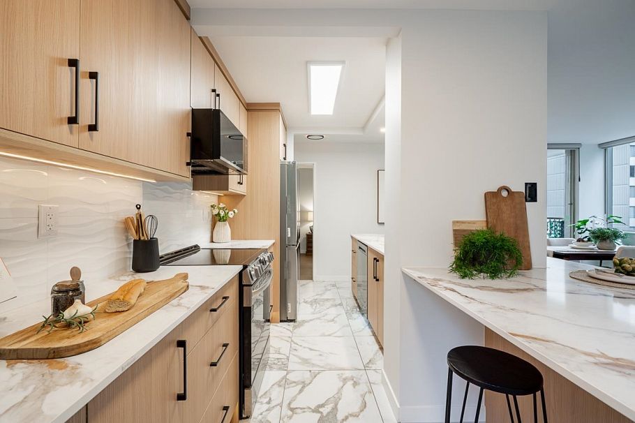 608 2004 Fullerton Avenue North Vancouver, BC - 11