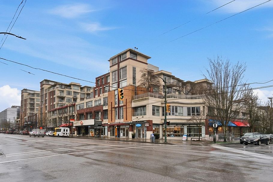 511 2268 W Broadway Vancouver, BC - 2