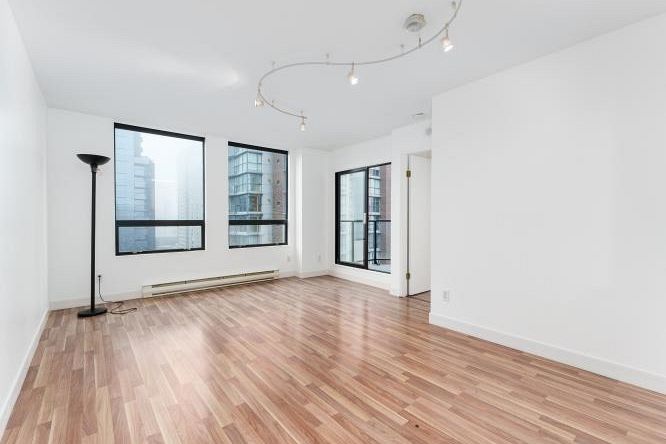 1505 811 Helmcken Street Vancouver, BC - 3