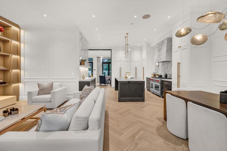 4454 W 4th Avenue Vancouver, BC - 19