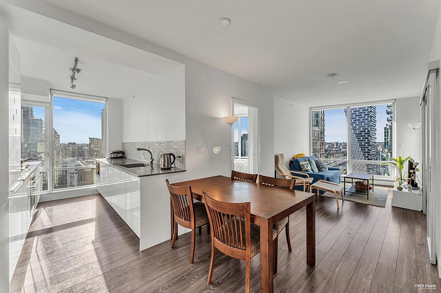 2206 1283 Howe Street Vancouver, BC - 6
