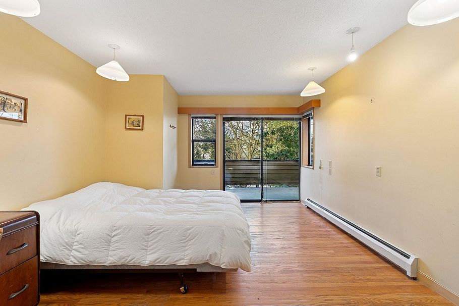 4436 W 11th Avenue Vancouver, BC - 18