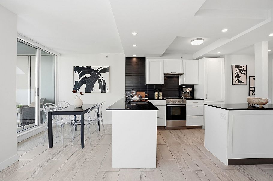 3206 1495 Richards Street Vancouver, BC - 3