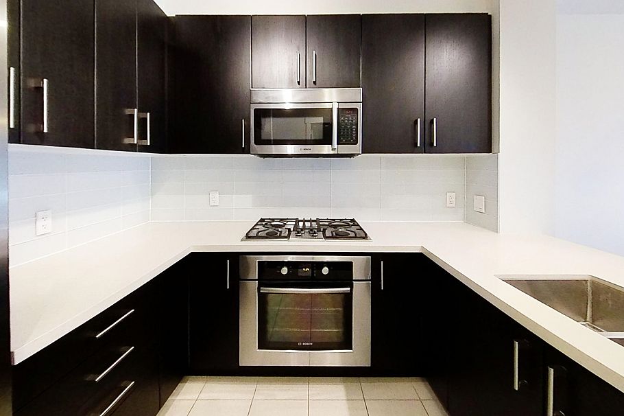 3xx 3163 RIVERWALK AVENUE, Vancouver BC V5S 0A8 Vancouver, BC - 1