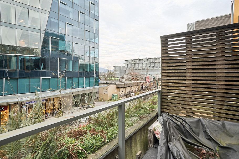 205 522 8th Avenue Vancouver, BC - 24