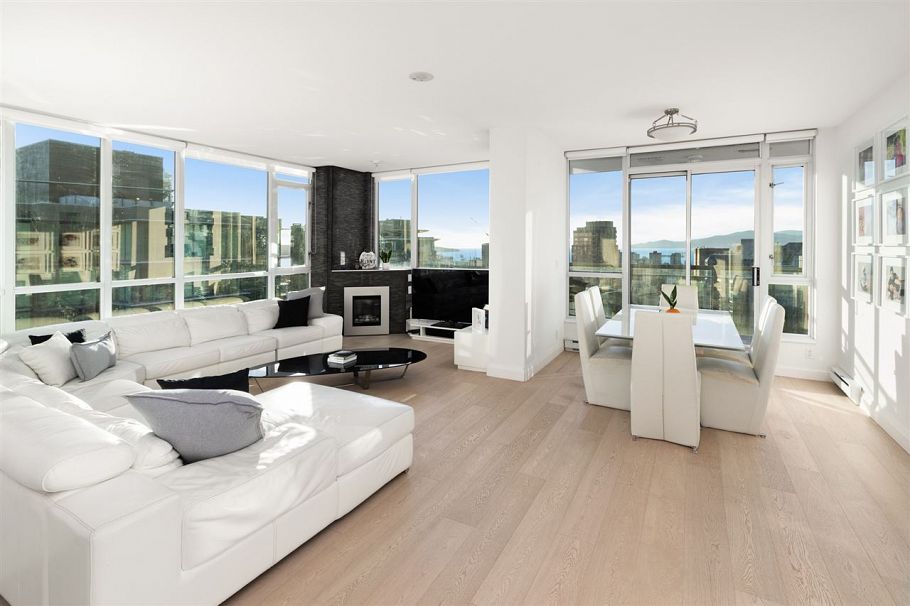 3501 1328 W Pender Street Vancouver, BC - 3